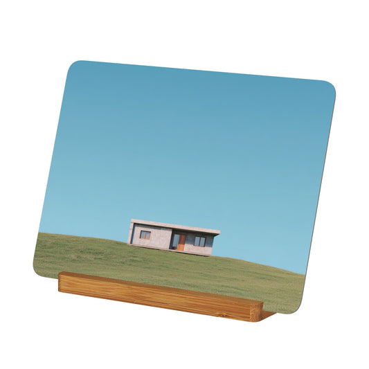 Minimalist Landscape Metal Photo Display – Horizontal Aluminum Print with Wooden Stand for Desk or Shelf Decor